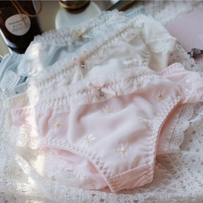 QS Daisy Embroidered Panties