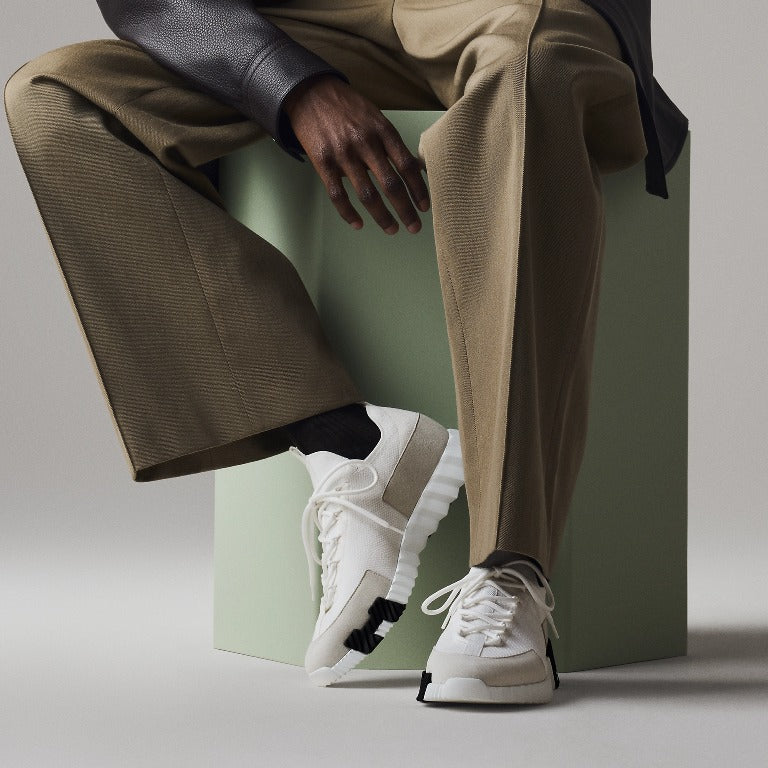H White Slip-on Casual Sneakers