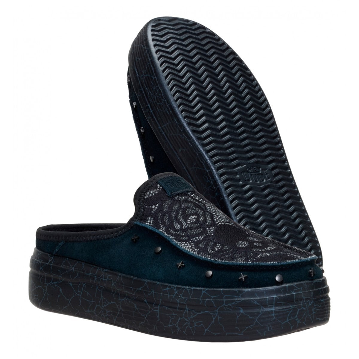 Black Skull-Print Casual Shoes