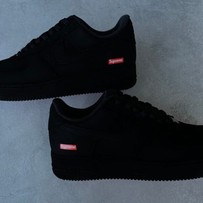 AIR FORCE 1 Supreme - Blackest (red rone laces & red soles)