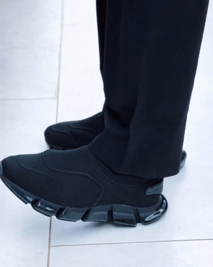 Black Breathable Knitted Sneakers