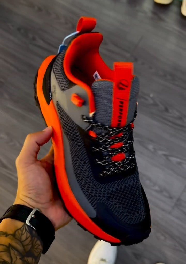 Men's Motion Access Low Lace-Up Sneaker