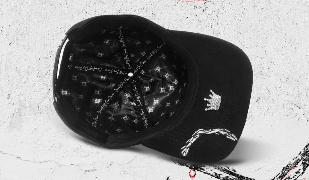 Sparkling Cross Necklace Black Cap