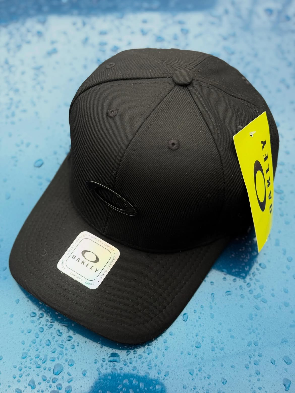 Black Oakley TinCan Cap