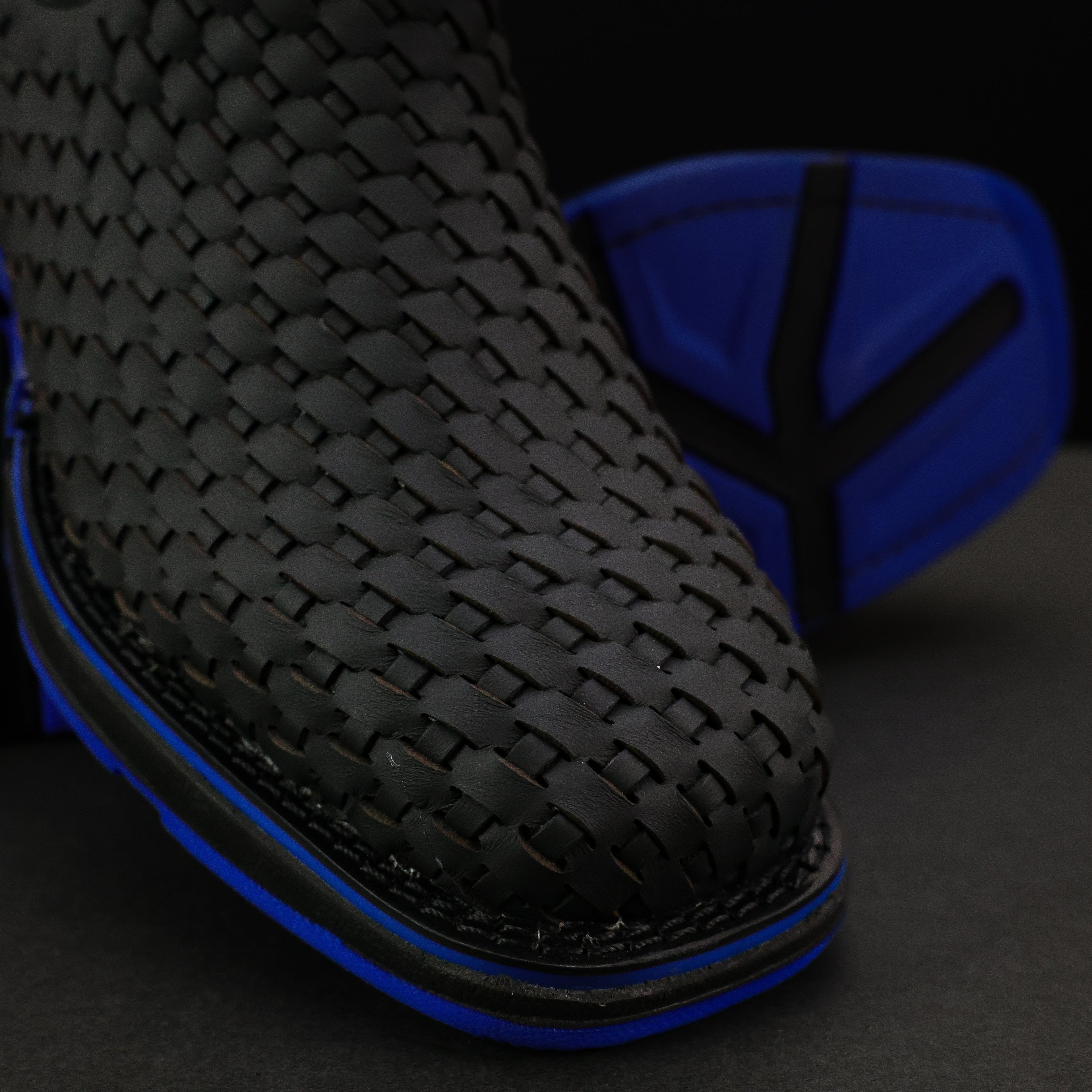 Black Basketweave Leather Botin - 3D Sole Composite Toe